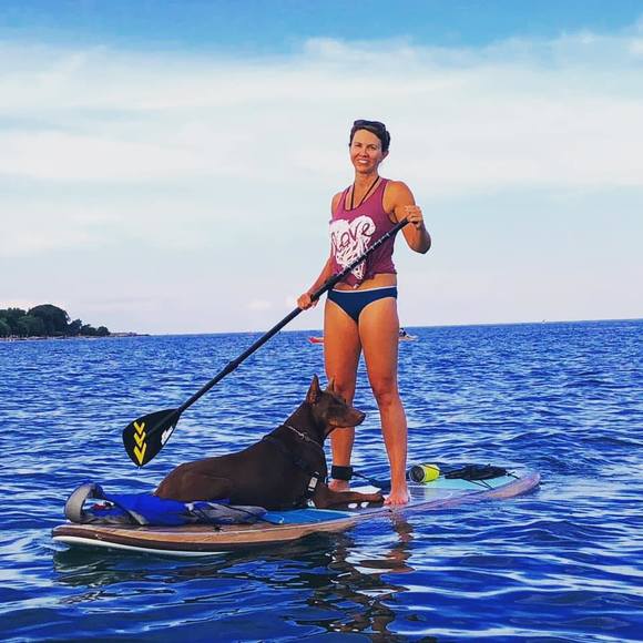 Meet your Posher, Danielle - Picture 1 of 1